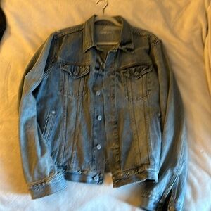 Gap Worn-in Light Wash Heritage Denim Jacket